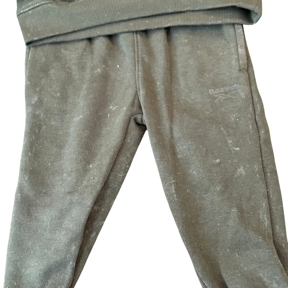 Reebok Kids Olive Jogger Set‎